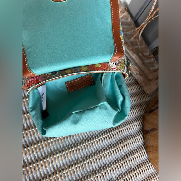 Dooney & Bourke Disney Pets floral crossbody bag saddlebag. - Picture 8 of 9